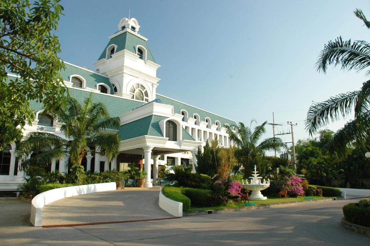 The Camelot Hotel Pattaya Bagian luar foto